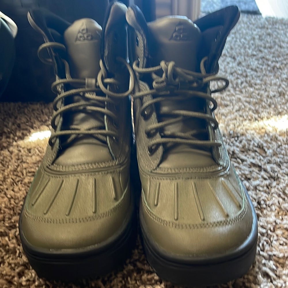 Nike Boots